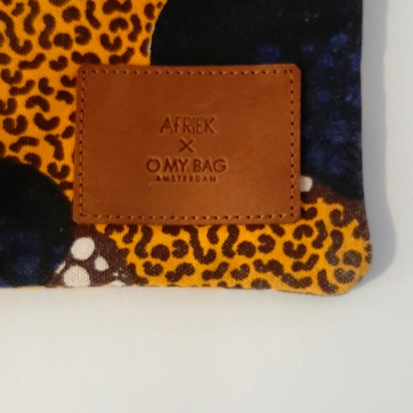 Afriek x Omy Bag. Smoke free home - Picture 5 of 5